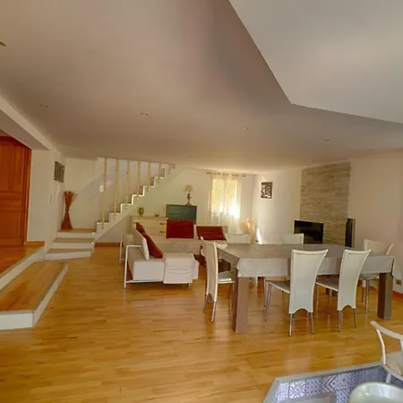 Les Mimosas Agosta Plage *