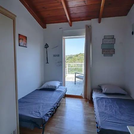 Prázdninový dům Les Mimosas Agosta Plage